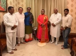 ‘ತದ್ವಿರುದ್ಧ’ ಚಿತ್ರತಂಡಕ್ಕೆ ಶ್ರೀ ಮಧುಸೂದನ ಸಾಯಿ ಗುರೂಜಿ ಆಶೀರ್ವಾದ