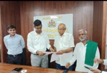 ಕಾಲುವೆ ನೀರಿನ ವೇಳಾಪಟ್ಟಿ ಬಹಿರಂಗಪಡಿಸಿ; ಕ್ರೀಡಾಂಗಣ ನಿರ್ಮಾಣಕ್ಕೆ ತಜ್ಞರ ಸಲಹೆ ಪಡೆಯಿರಿ:ಭಾರತೀಯ ಕಿಸಾನ್ ಸಂಘದಿAದ ಜಿಲ್ಲಾಧಿಕಾರಿಗೆ ಮನವಿ