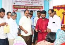 ಸೇವಾ ಕಾರ್ಯಗಳ ಮೂಲಕ ಹಿರಿಯರನ್ನು ಸ್ಮರಿಸುವುದೇ ನಿಜವಾದ ಗೌರವ: ಹೆಡಗಿಮದ್ರಾ ಶ್ರೀ