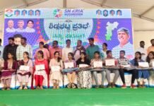 ಪ್ರತಿಭಾನ್ವಿತ ವಿದ್ಯಾರ್ಥಿಗಳ ಬೆನ್ನೆಲುಬಾಗಿ ನಿಂತ ಪುಟ್ಟು ಆಂಜಿನಪ್ಪ