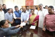 ಮೇಲ್ಮನೆ ಉಪಸಭಾಪತಿ ಸ್ಥಾನಕ್ಕೆ ಉಮಾಶ್ರೀ ನಾಮಪತ್ರ ಸಲ್ಲಿಕೆ