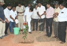 ಹೊಸಗೊಲ್ಲರಹಟ್ಟಿಯಲ್ಲಿ ರೈತ ಕ್ಷೇತ್ರ ಪಾಠಶಾಲೆ ಮಾಹಿತಿ ತಂತ್ರಜ್ಞಾನ ಆಧಾರಿತ ಕೃಷಿ ಮಾರುಕಟ್ಟೆ ತರಬೇತಿ