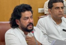 ಮಂತ್ರಿ ಸ್ಥಾನಕ್ಕೆ ನಾಗೇಂದ್ರ ರಾಜೀನಾಮೆ: ಬಿಜೆಪಿ ವಿರುದ್ಧ ತೀವ್ರ ವಾಗ್ದಾಳಿ