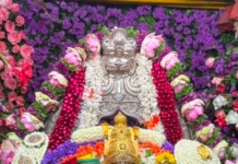 ಕಡೆಯ ಆಷಾಡ ಶುಕ್ರವಾರ ಚಾಮುಂಡಿ ಬೆಟ್ಟದಲ್ಲಿ ಭಕ್ತ ಸಾಗರ