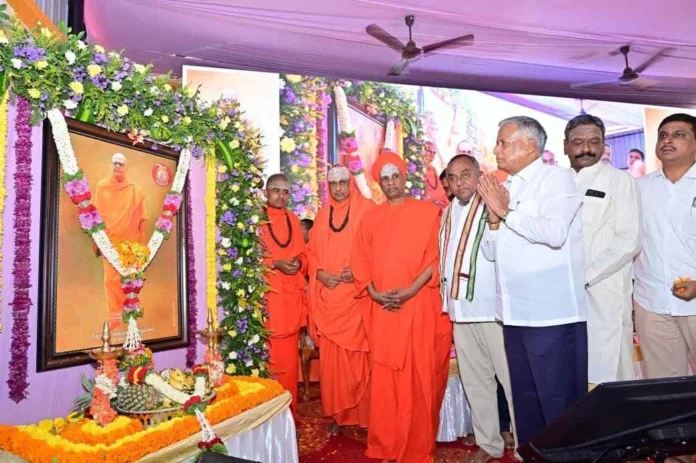 Chidanada swamiji