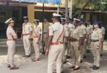 ಪಿ ಡಿ ಹಳ್ಳಿ ಠಾಣೆಗೆ ಎಸ್ಪಿ ಭೇಟಿ