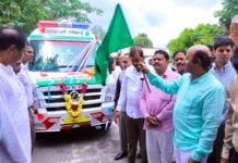 8 ನೂತನ ಆಂಬ್ಯುಲೆನ್ಸ್ಗಳಿಗೆ ಜಿಲ್ಲಾ ಸಚಿವರಿಂದ ಚಾಲನೆ
