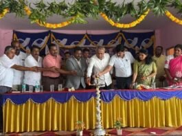 ಜನರ ಸಮಸ್ಯೆಗಳನ್ನು ಆಲಿಸಿ,ಸ್ಥಳದಲ್ಲೆ ಸಮಸ್ಯೆ ಪರಿಹಾರ
