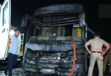 ಚಲಿಸುತ್ತಿದ್ದ ಬಸ್ಗೆ ಬೆಂಕಿ: ೯ ಮಂದಿ ಸಜೀವ ದಹನ