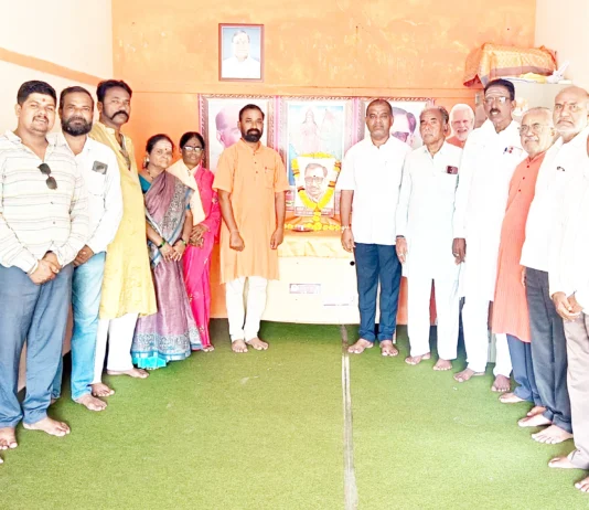 ಬಿಜೆಪಿ ಸಿದ್ಧಾಂತಕ್ಕೆ ಪಂಡಿತ್ ದೀನದಯಾಳ್ ಉಪಾಧ್ಯಾಯ ಅವರ ವಿಚಾರಗಳೇ ಬುನಾದಿ: ವೀರಣ್ಣ ಯಾರಿ