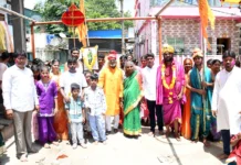 ಬಾಪುನಗರದಲ್ಲಿ ರೇವಣಸಿದ್ದೇಶ್ವರ ಪಲ್ಲಕ್ಕಿ ಉತ್ಸವ