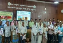 ಹಿಂಗಾರು ಬೀಜ ದಿನೋತ್ಸವ ಜೋಳದ ಬೀಜೋಪಚಾರದ ಕಿಟ್ಗಳ ವಿತರಣೆ