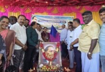 ರಾಜ ದರ್ಬಾರ್ ಕಲಾಕೃತಿಯಲ್ಲಿ ರಾರಾಜಿಸುತ್ತಿರುವ ಗಣಪ