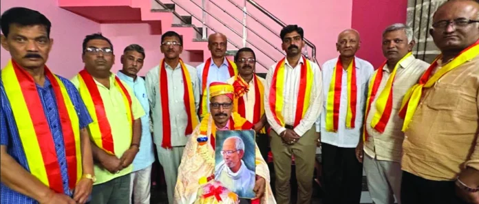 kittur17a