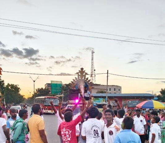 ಕೊಟ್ಟೂರಿನಲ್ಲಿ ಅದ್ಧೂರಿಯಾಗಿ ಗಣೇಶ ವಿಸರ್ಜನೆ