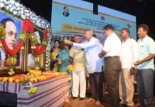 ಪ್ರಜಾಪ್ರಭುತ್ವವೇ ಭಾರತದ ಶಕ್ತಿ, ಮತದಾನ ಸಂವಿಧಾನ ನೀಡಿದ ಪ್ರಮುಖ ಹಕ್ಕು: ಶಿವಕುಮಾರ್