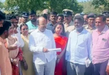ಲಲಿತಾದ್ರಿಪುರ ರಸ್ತೆಯಲ್ಲಿ ಕಸದ ರಾಶಿ: ಸ್ಥಳಕ್ಕೆ ಉಸ್ತುವಾರಿ ಸಚಿವ ಯತೀಂದ್ರ ಭೇಟಿ