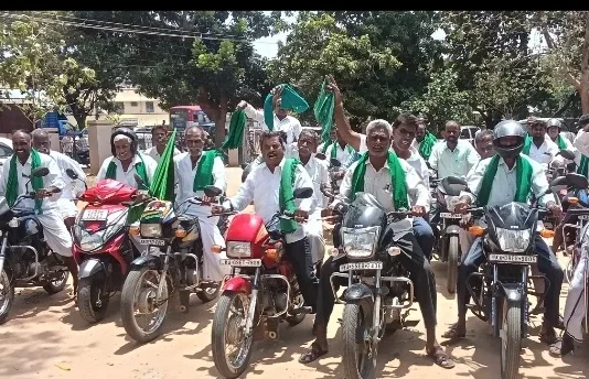 ನಂಜನಗೂಡಿನಲ್ಲಿ ರೈತರಿಂದ ಬೃಹತ್ ಬೈಕ್ ರ್ಯಾಲಿ