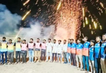 ದರ್ಗಾ ಶಿರೂರ ಗ್ರಾಮದಲ್ಲಿ ಕ್ರಿಕೆಟ್ ತಂಡ ರಚನೆ; ಆಟಗಾರರಿಗೆ ಟಿ-ಶರ್ಟ್ ವಿತರಣೆ