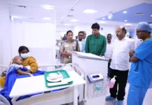 ಮಾಸ್ಟರ್ ಶಿಶಿರ್ ಆರೋಗ್ಯ ವಿಚಾರಿಸಿದ ಸಚಿವ ಡಾ. ಯತೀಂದ್ರ ಸಿದ್ದರಾಮಯ್ಯ: ತಪ್ಪಿತಸ್ಥರ ವಿರುದ್ಧ ನಿರ್ದಾಕ್ಷಿಣ್ಯ ಕ್ರಮಕ್ಕೆ ಸೂಚನೆ
