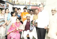 ವ್ಯದ್ಯಕೀಯ ಪಿಜಿ- ನೀಟ್ ಪರೀಕ್ಷೆ: 9ನೇ ರ್ಯಾಂಕ್ ಪಡೆದ ದರ್ಶನ ಶಶಿಧರ ಮರಡಿ ಅವರಿಗೆ ಗೃಹ ಸನ್ಮಾನ